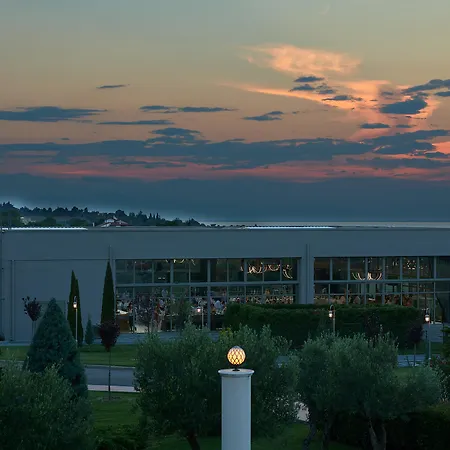 Royal Thessaloniki ホテル