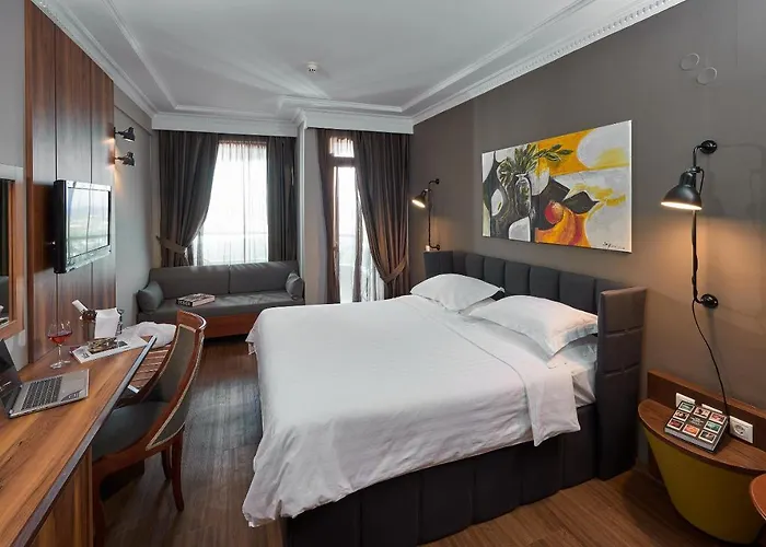 Hotel Royal Thessaloniki 4*