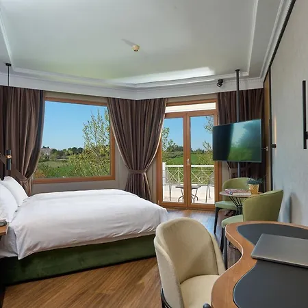 Royal Thessaloniki Hotel Peraía