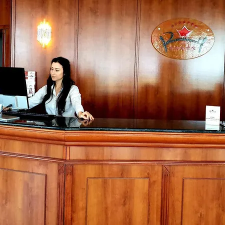 Royal Thessaloniki Hotel Peraia (Thessaloniki)