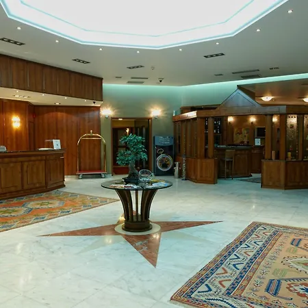 Hotel Royal Thessaloniki 4*