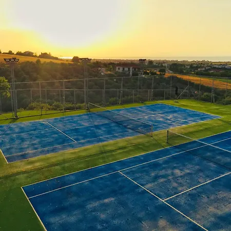 Royal Thessaloniki 4* Peraía