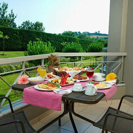 فندق Royal Thessaloniki Peraía