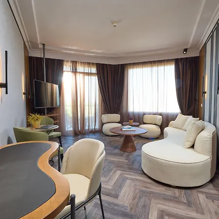 Royal Thessaloniki فندق 4*