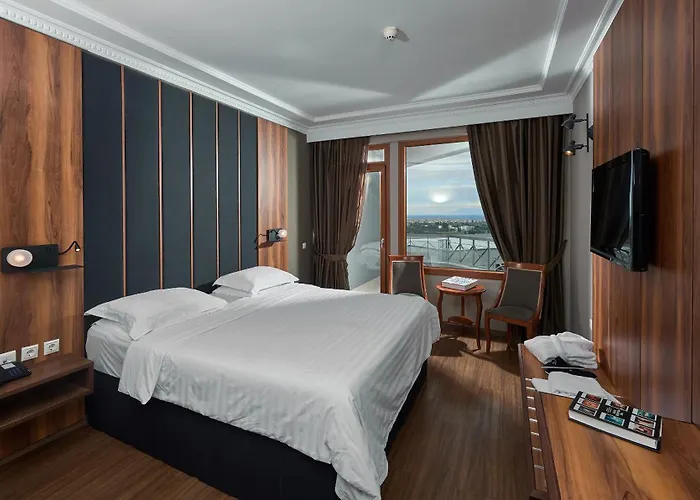 Royal Thessaloniki Hotel 4*