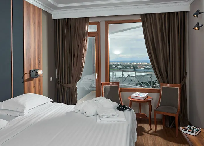 Royal Thessaloniki Hotel 4*